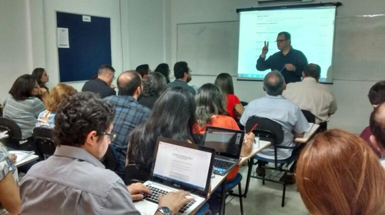 Read more about the article Consultor catarinense ministra capacitação em Teresina
